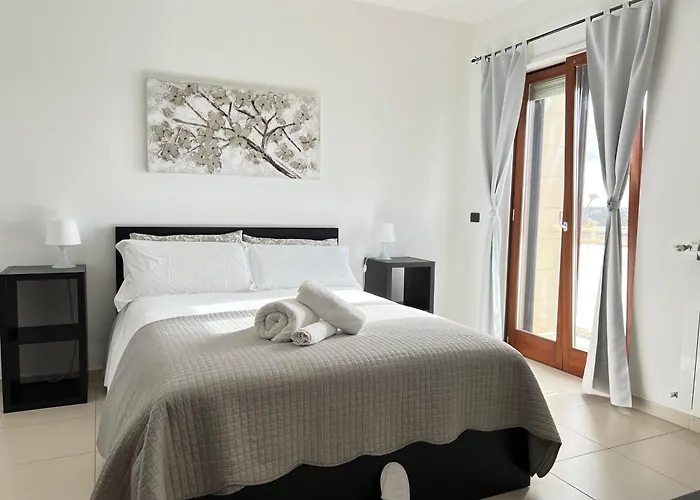 Terry's House Bed & Breakfast 4*
